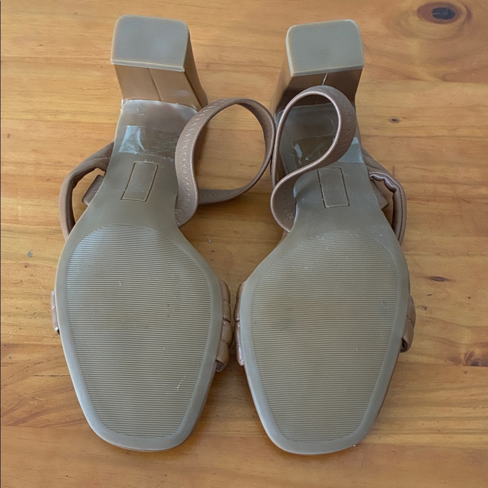 Caslon Brown Strappy Women's Sandals - Picture 4 of 4